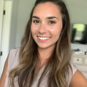 Meet your Posher, Alicia